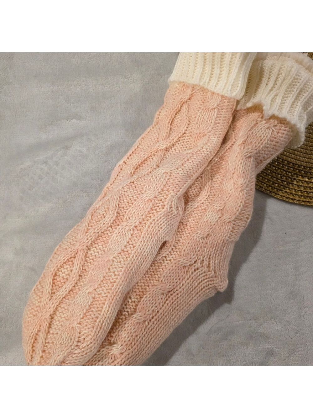 💥4 for $25💥 Cozy Pink Cable Knit Sherpa Socks